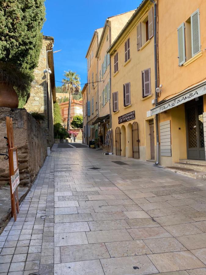 Les Locations Cinaureva "Les Iles D'Or" Apartment La Londe-les-Maures Exterior photo