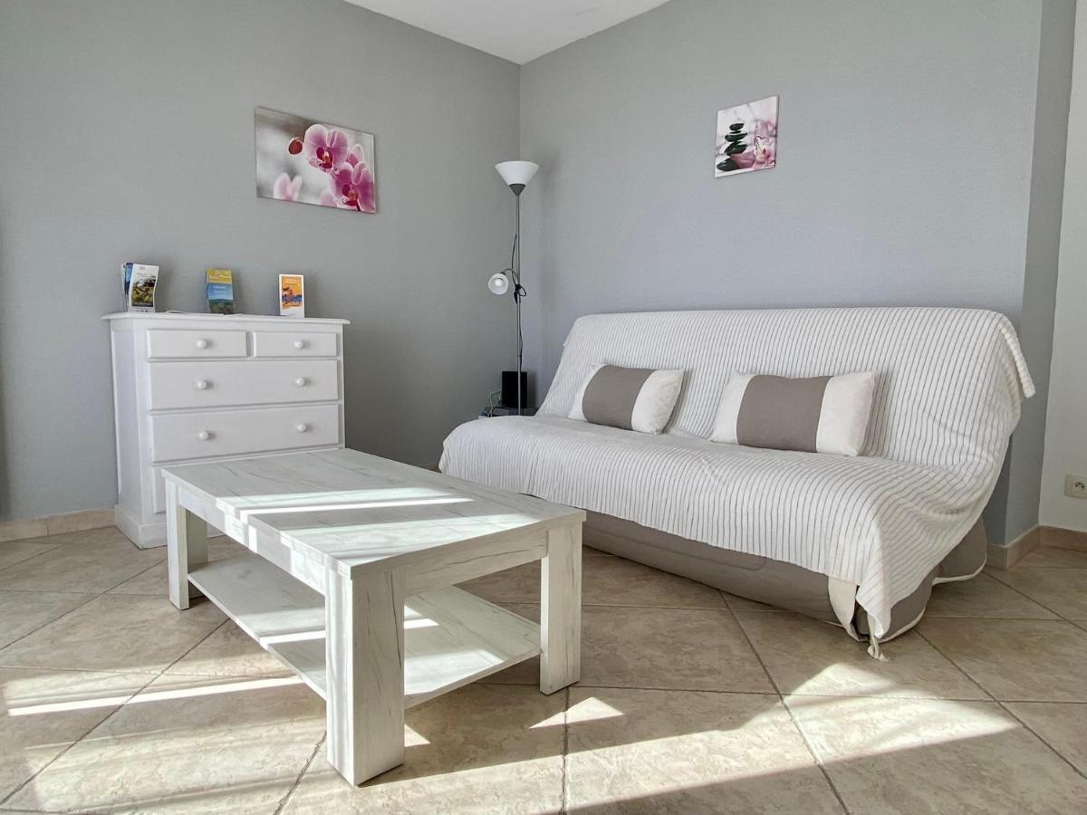 Les Locations Cinaureva "Les Iles D'Or" Apartment La Londe-les-Maures Exterior photo